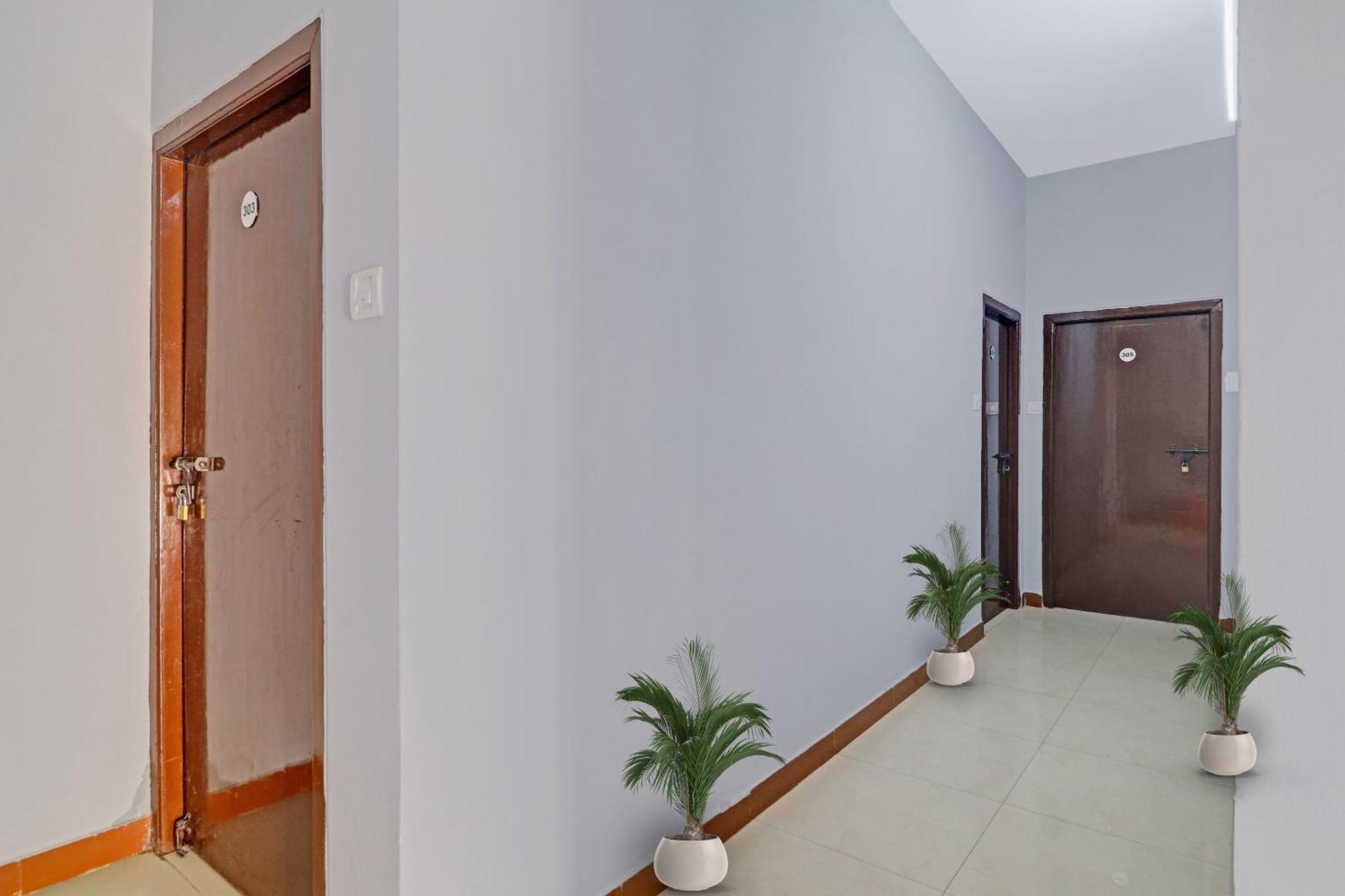 Hotel O Jagannath Near Shilparamam Kondapur  외부 사진